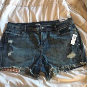 NWT Old Navy boyfriend shorts